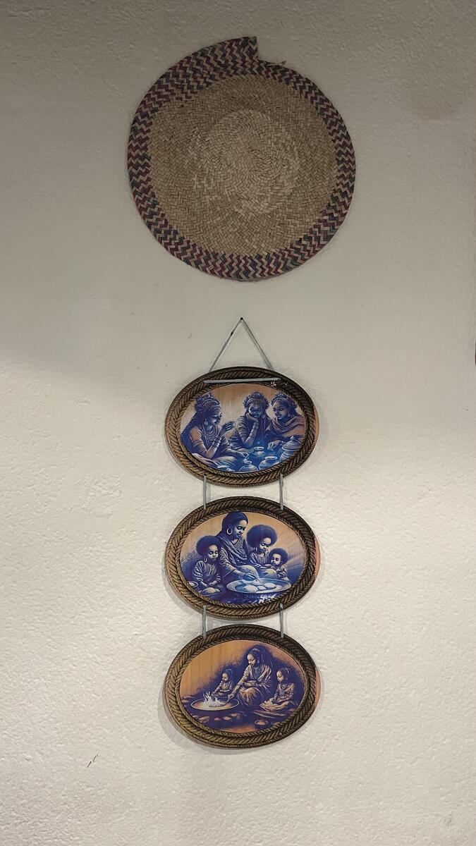Cultural decor with woven baskets